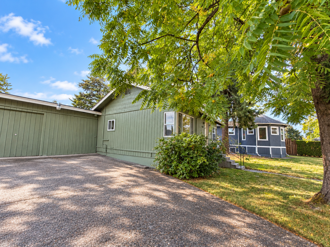 7403 46th Ave S - Photo 4 of 16