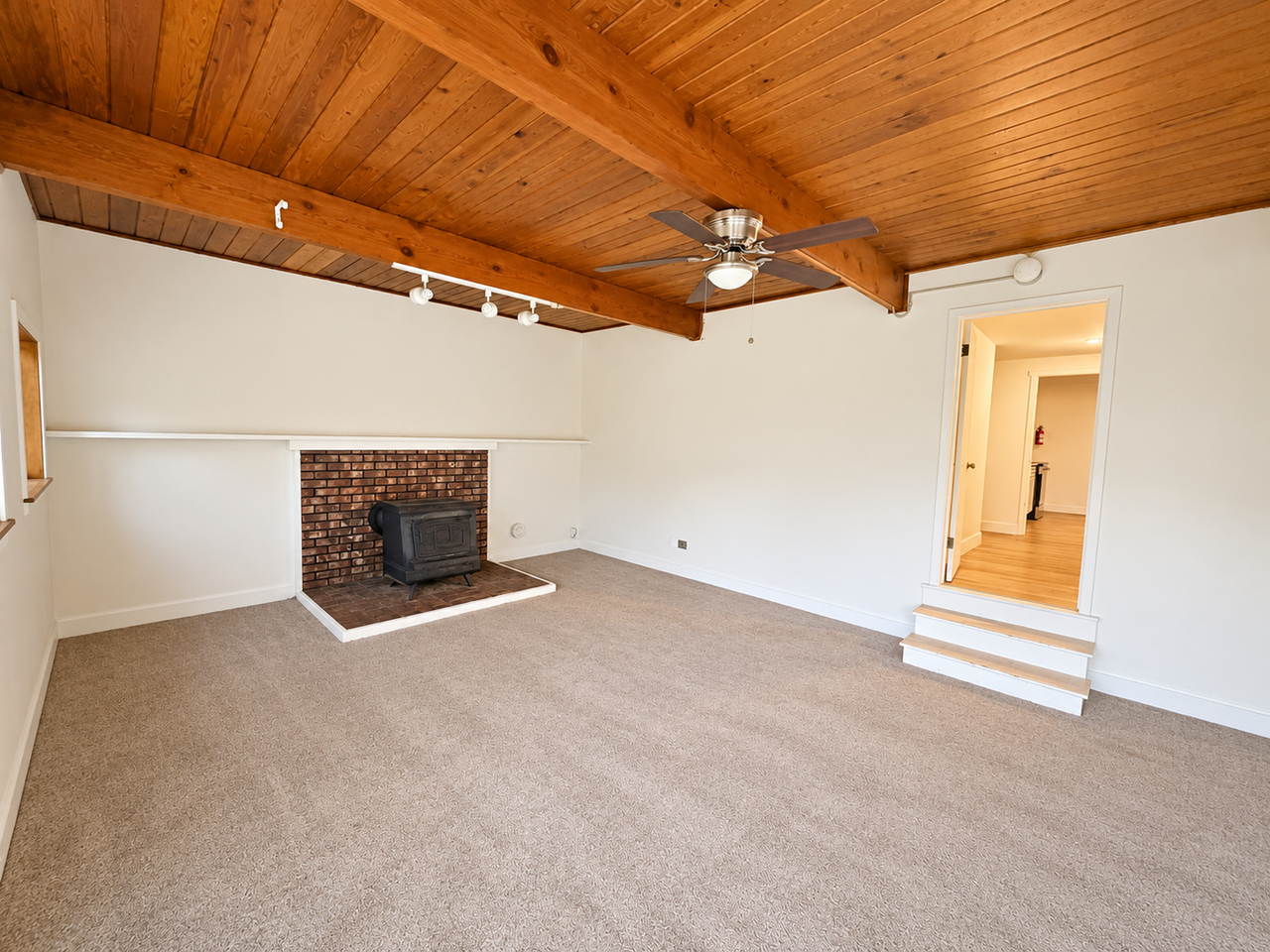 7403 46th Ave S - Photo 5 of 16