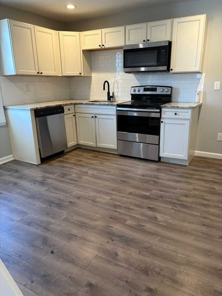 234 Prospect Ave - Photo 6 of 29
