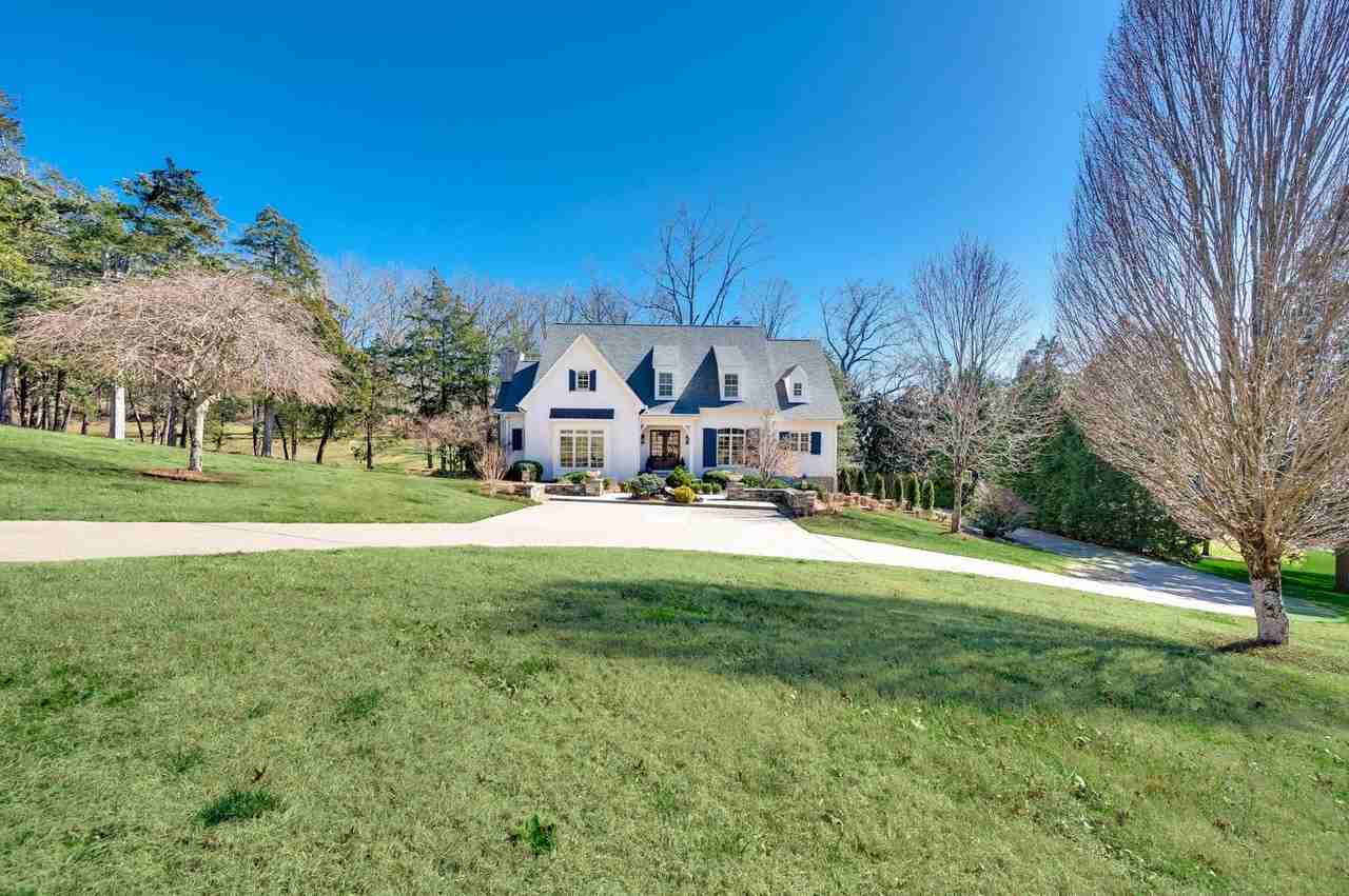 110 Balleroy Dr - Photo 2 of 50