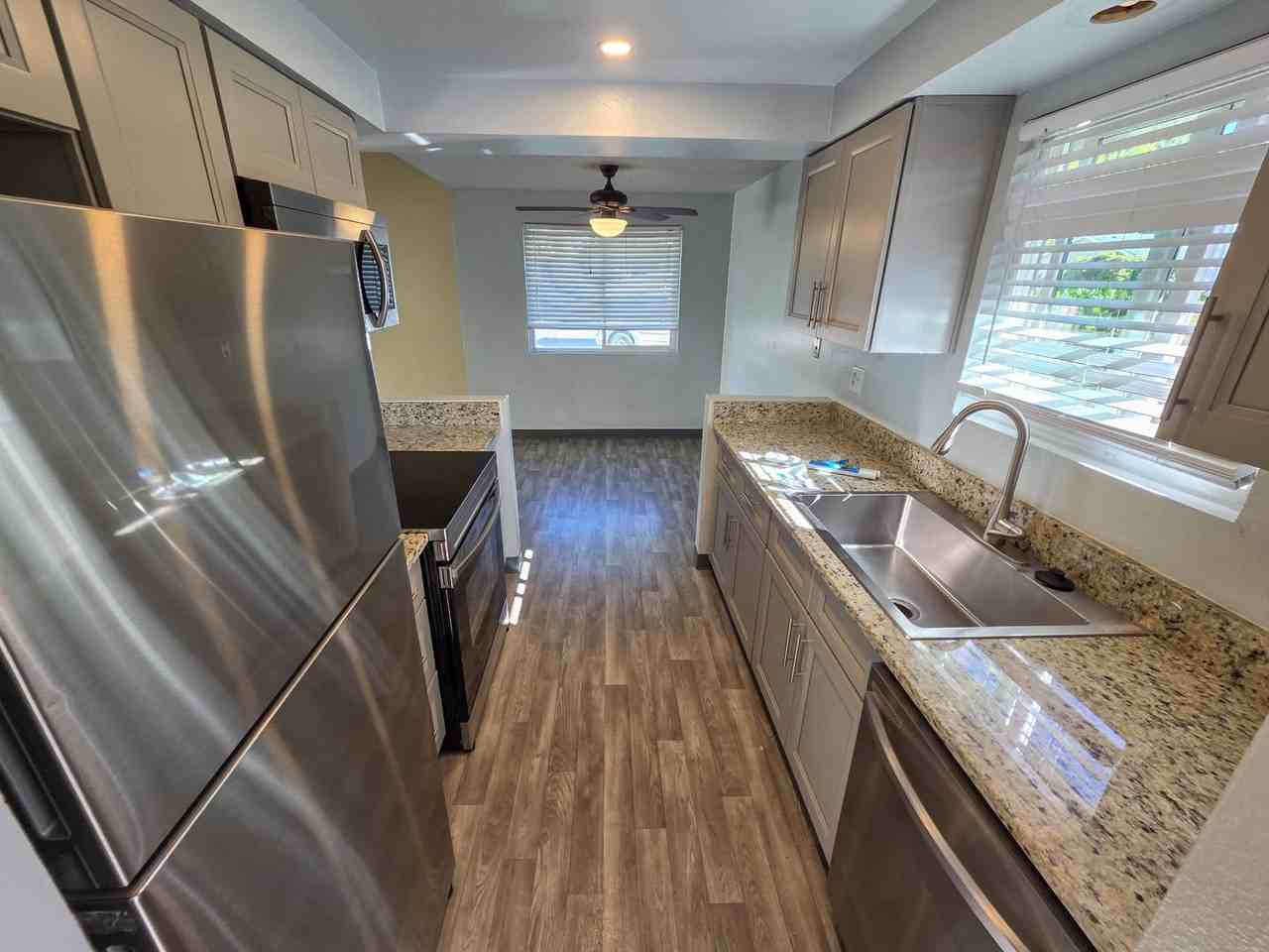 381 Whitesell Ct Ne - Photo 3 of 18