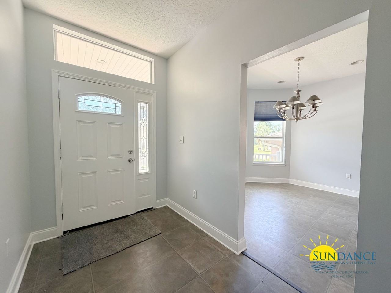 260 Tecumseh Ln - Photo 2 of 28