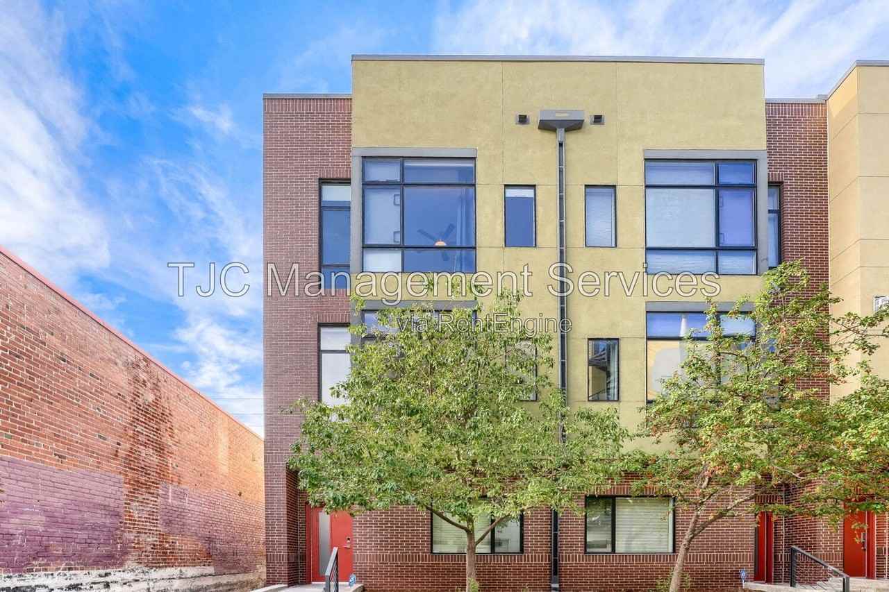 2345 Walnut St #29 - Photo 4 of 12
