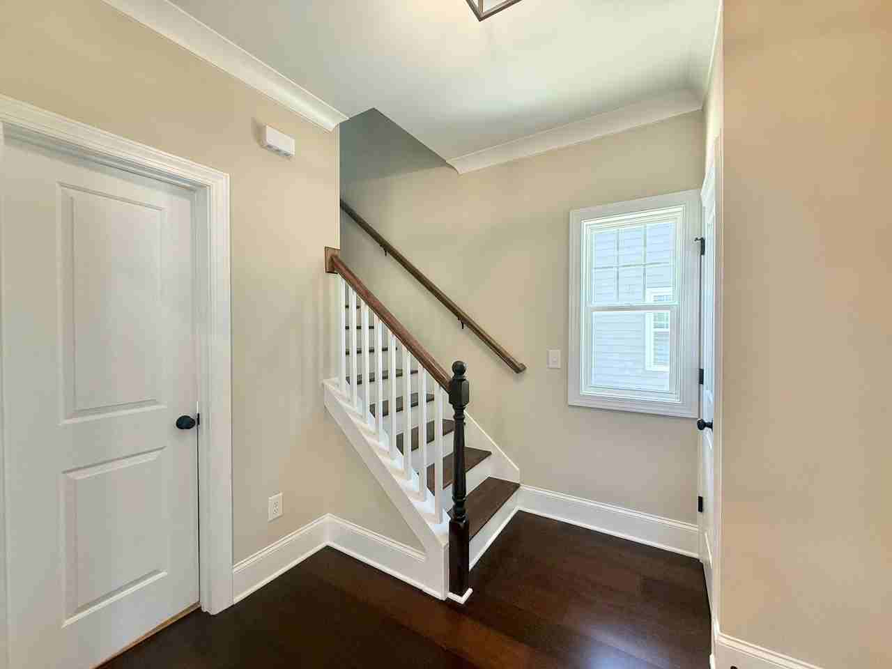 3114 Bryant St - Photo 3 of 24