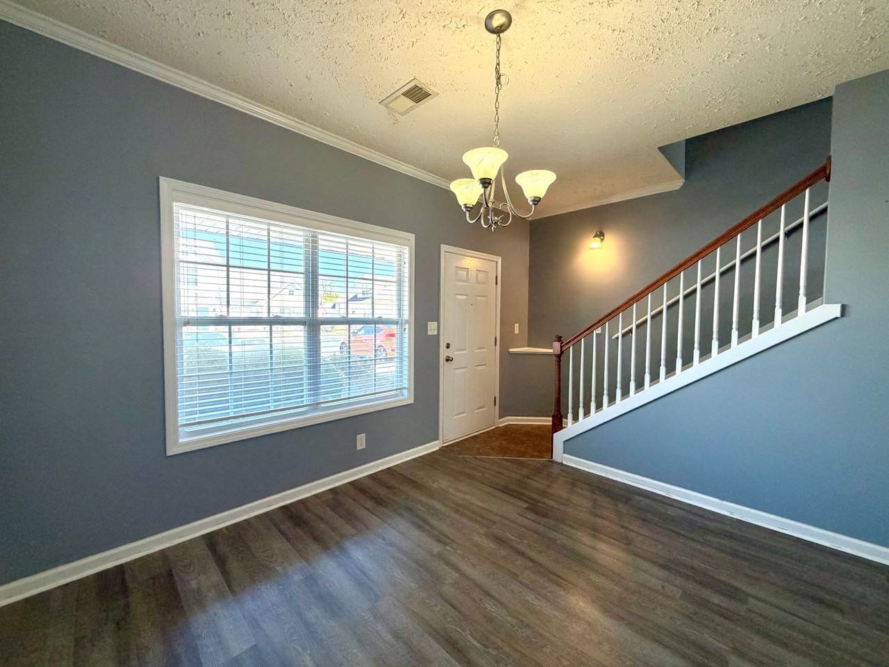 70 John Sevier Ave - Photo 2 of 30