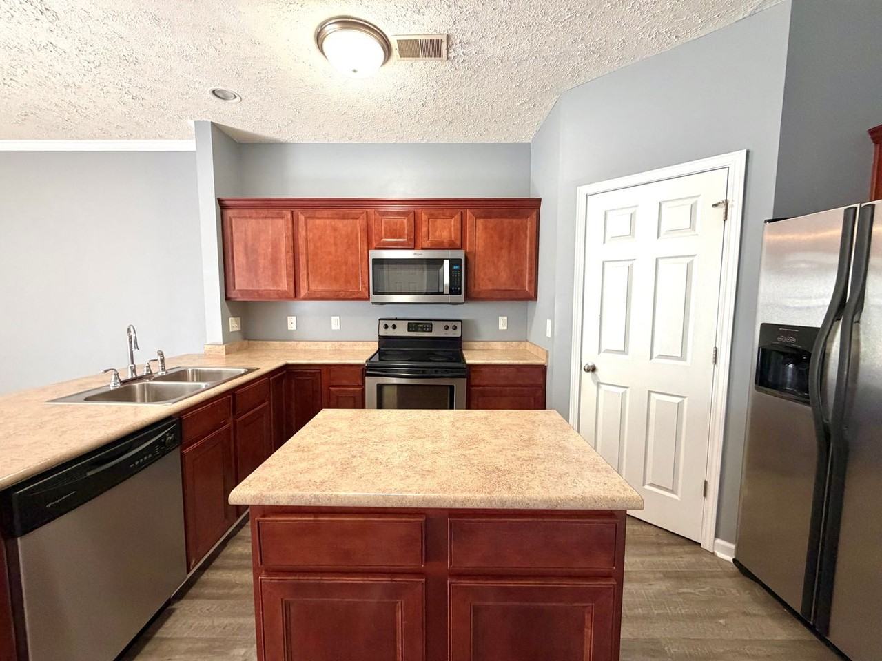 70 John Sevier Ave - Photo 7 of 30