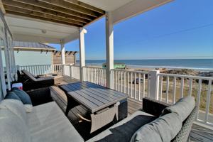 featured image of 525 Ocean Dr