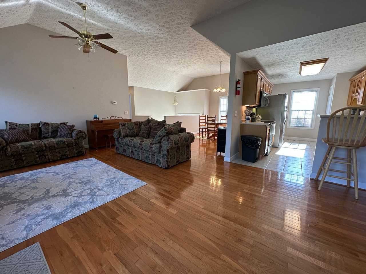 308 Dancy Ln - Photo 5 of 40