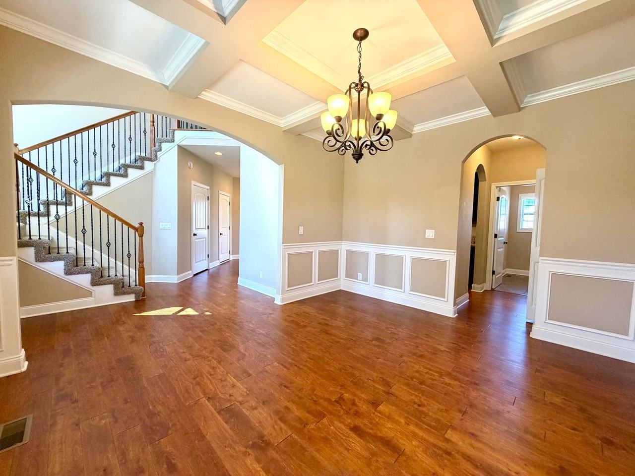 413 Clover Meadows Ct - Photo 4 of 50