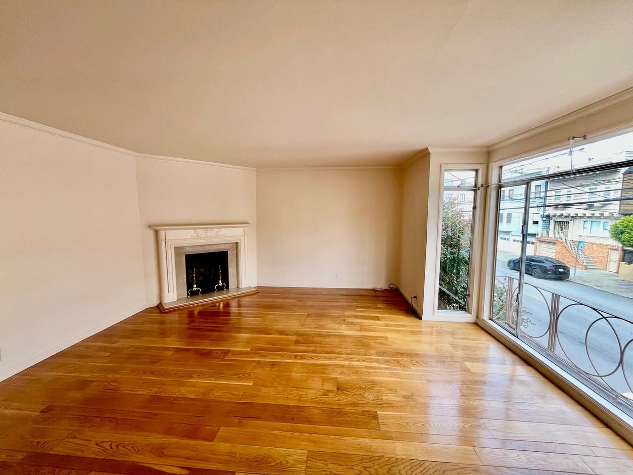 2841 Gough St - Photo 2 of 16