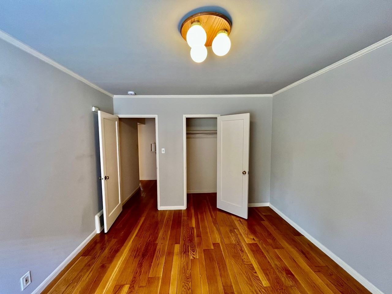 2841 Gough St - Photo 6 of 16