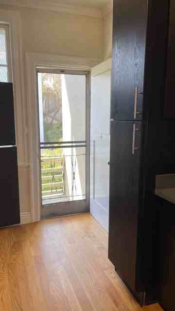 3549 Lakeshore Ave #5 - Photo 7 of 23