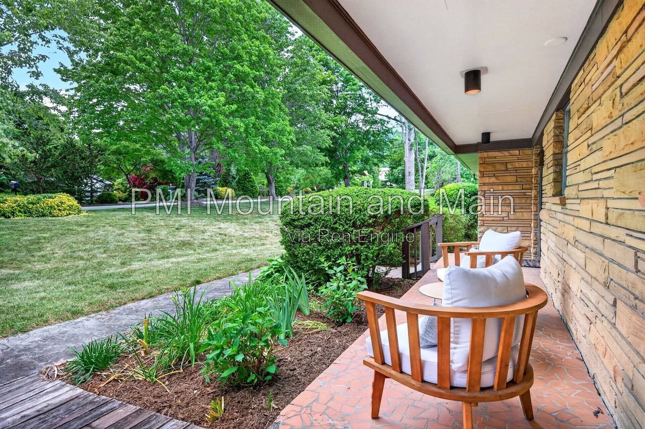 99 Marlborough Rd - Photo 2 of 50