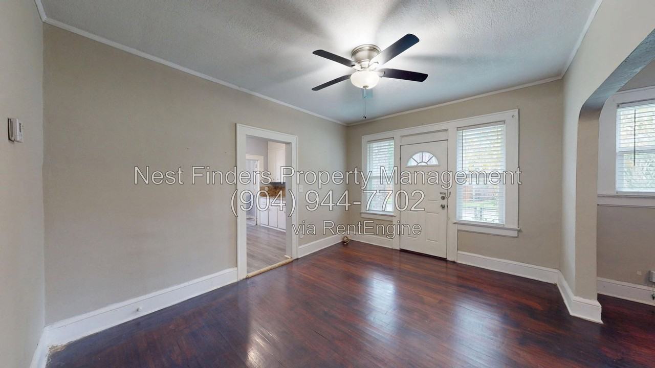 2803 Green St - Photo 6 of 26