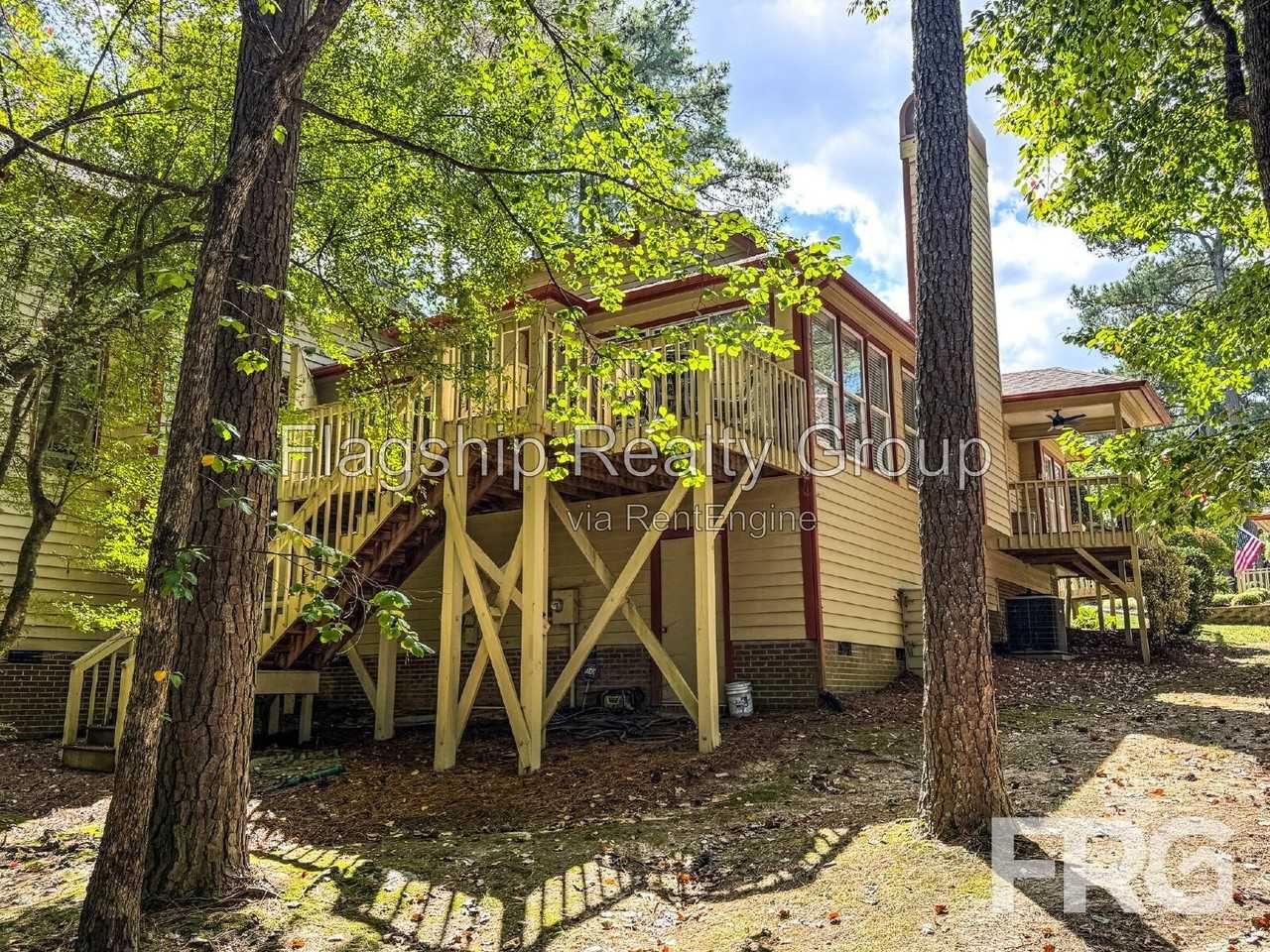 5109 Hogans Way - Photo 3 of 31