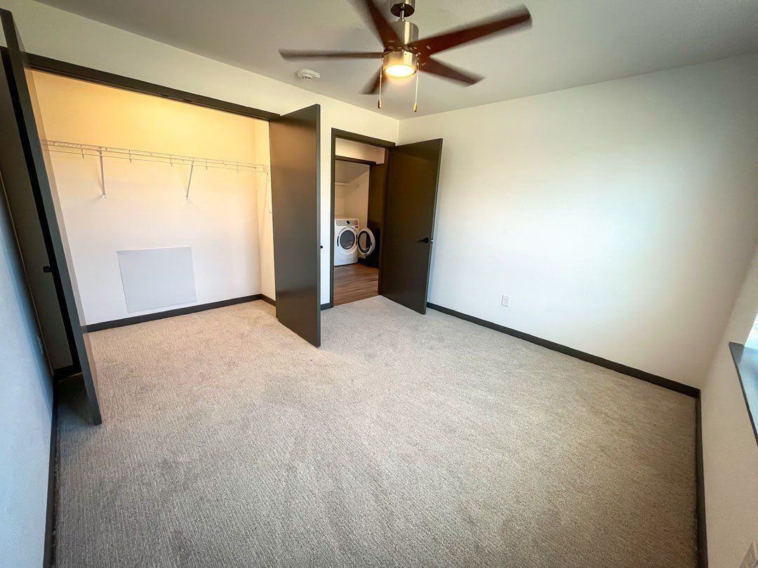 470 W Washington Ave #4101 - Photo 6 of 16