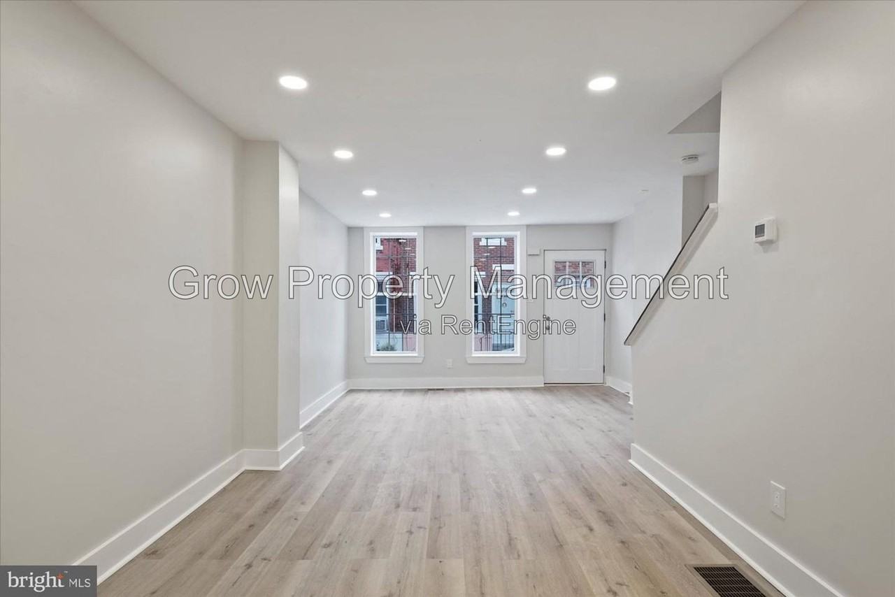 431 Winton St - Photo 7 of 25