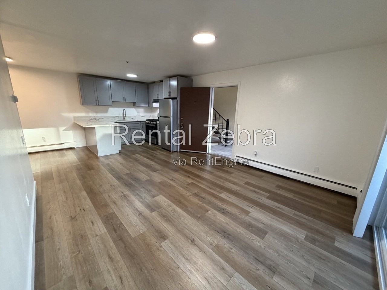 1440 Southwest Blvd #10 - Photo 2 of 12