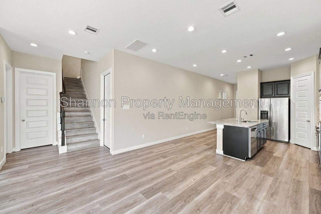 3208 Craftsman Pl - Photo 6 of 24