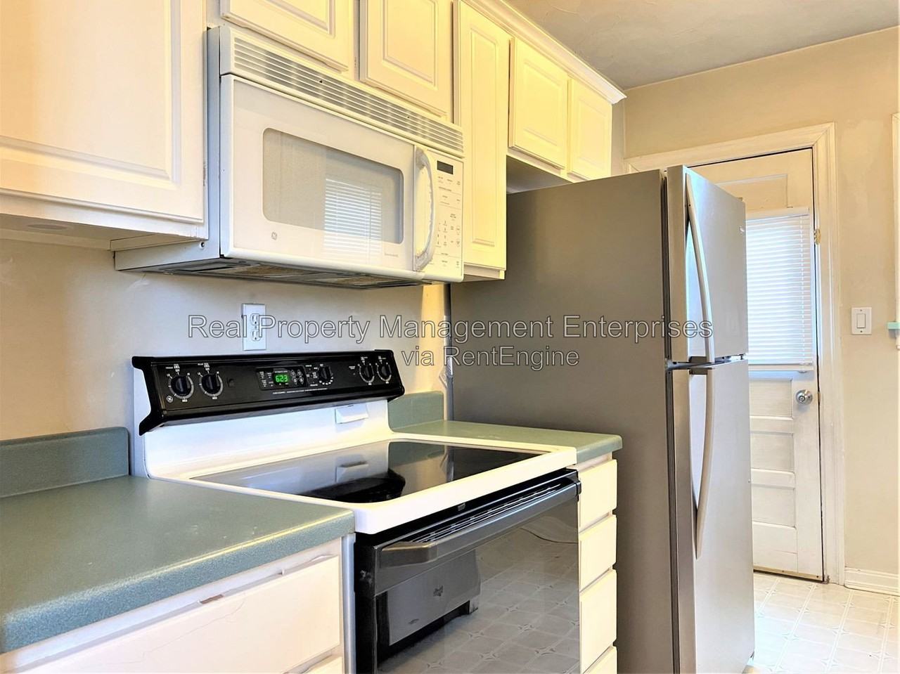 3508 Nw 18th St - Photo 5 of 12