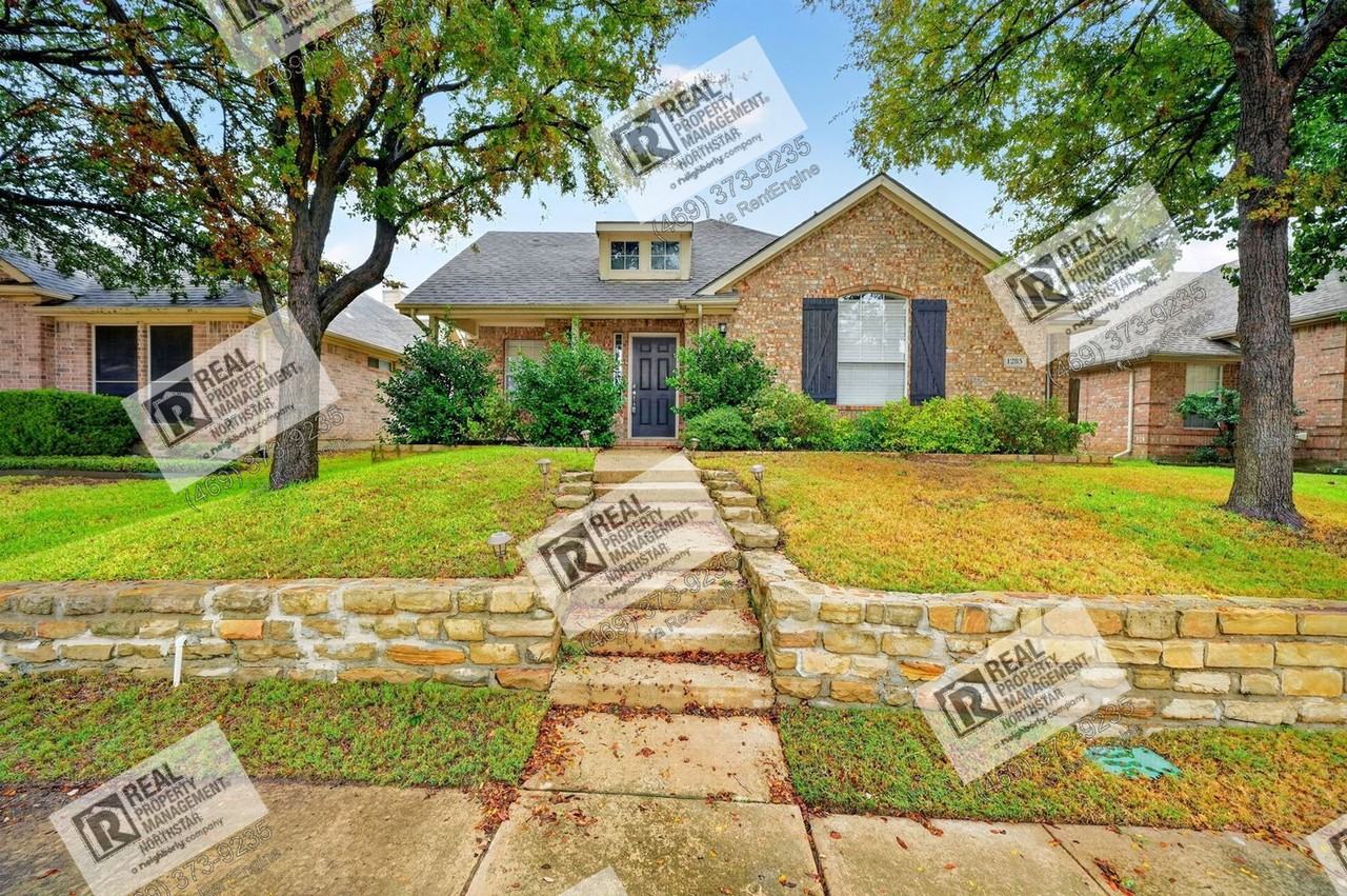 1285 Crestway Dr - Photo 4 of 34