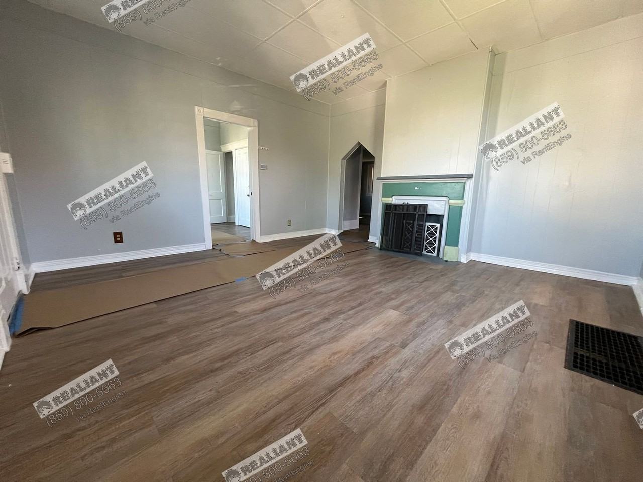 939 John St - Photo 2 of 14