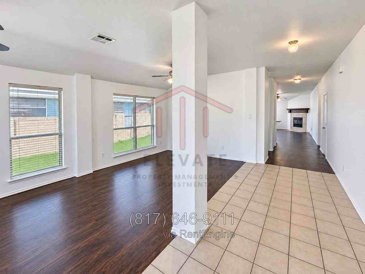 808 Horseshoe Ct - Photo 2 of 21