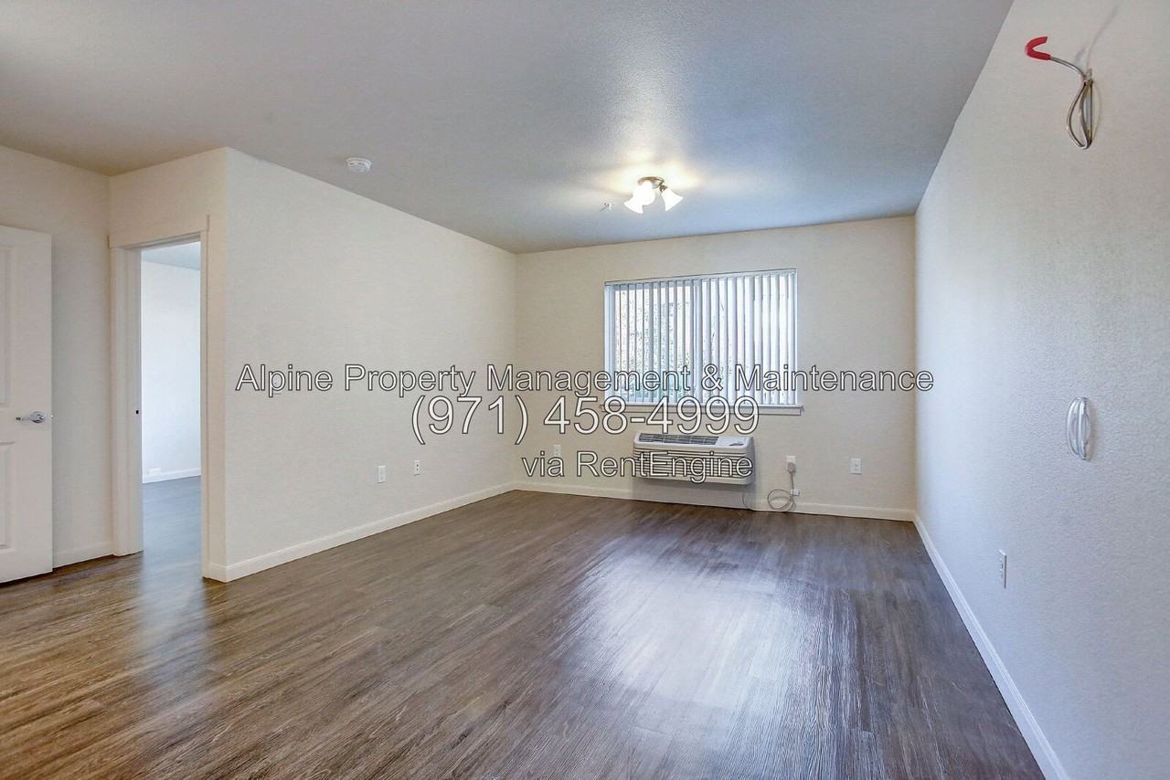 235 Se 146th Ave #331 - Photo 4 of 9