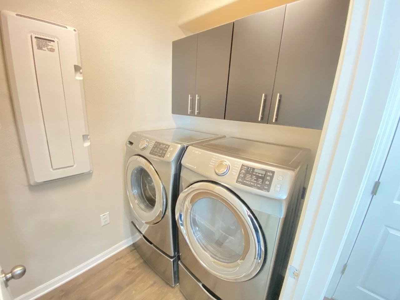 2609 Amati Dr - Photo 3 of 41