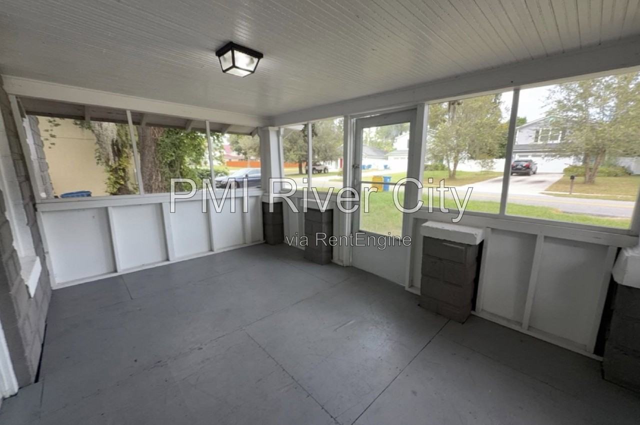 5358 Arlington Rd - Photo 4 of 20