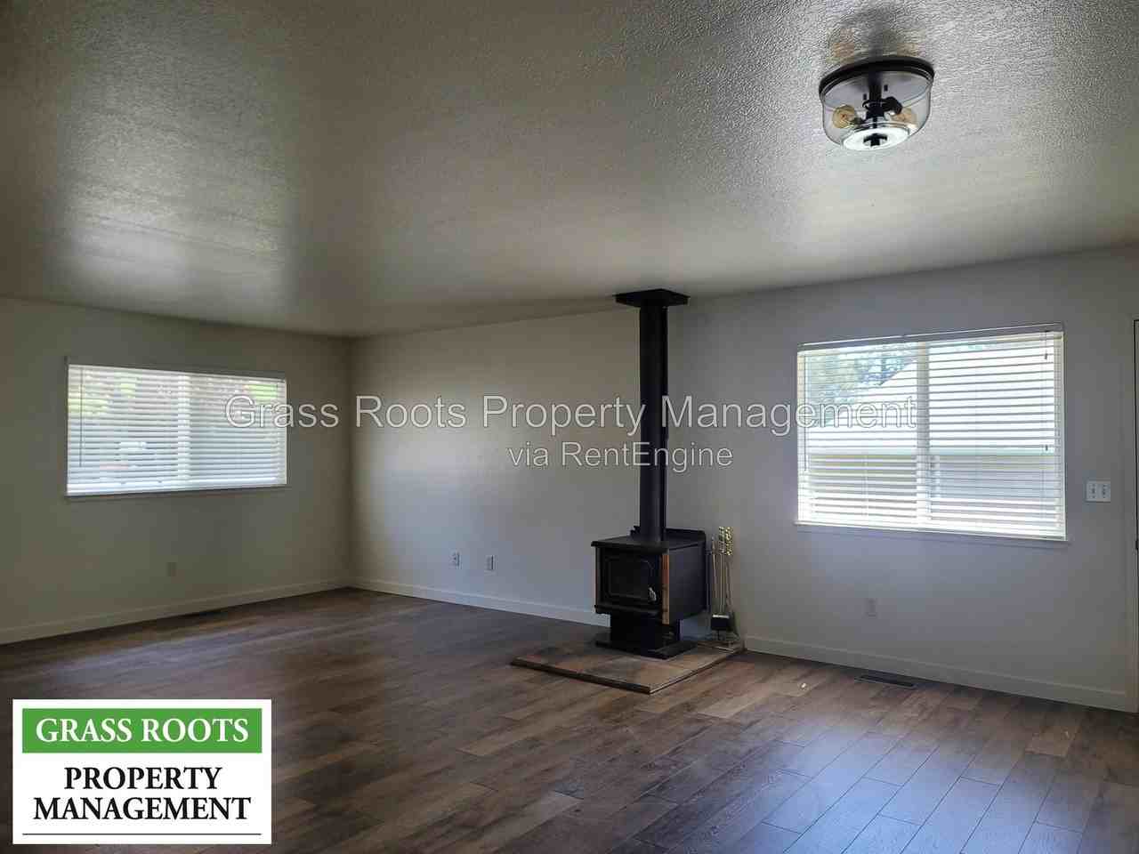23198 Lone Pine Dr #1 - Photo 2 of 8