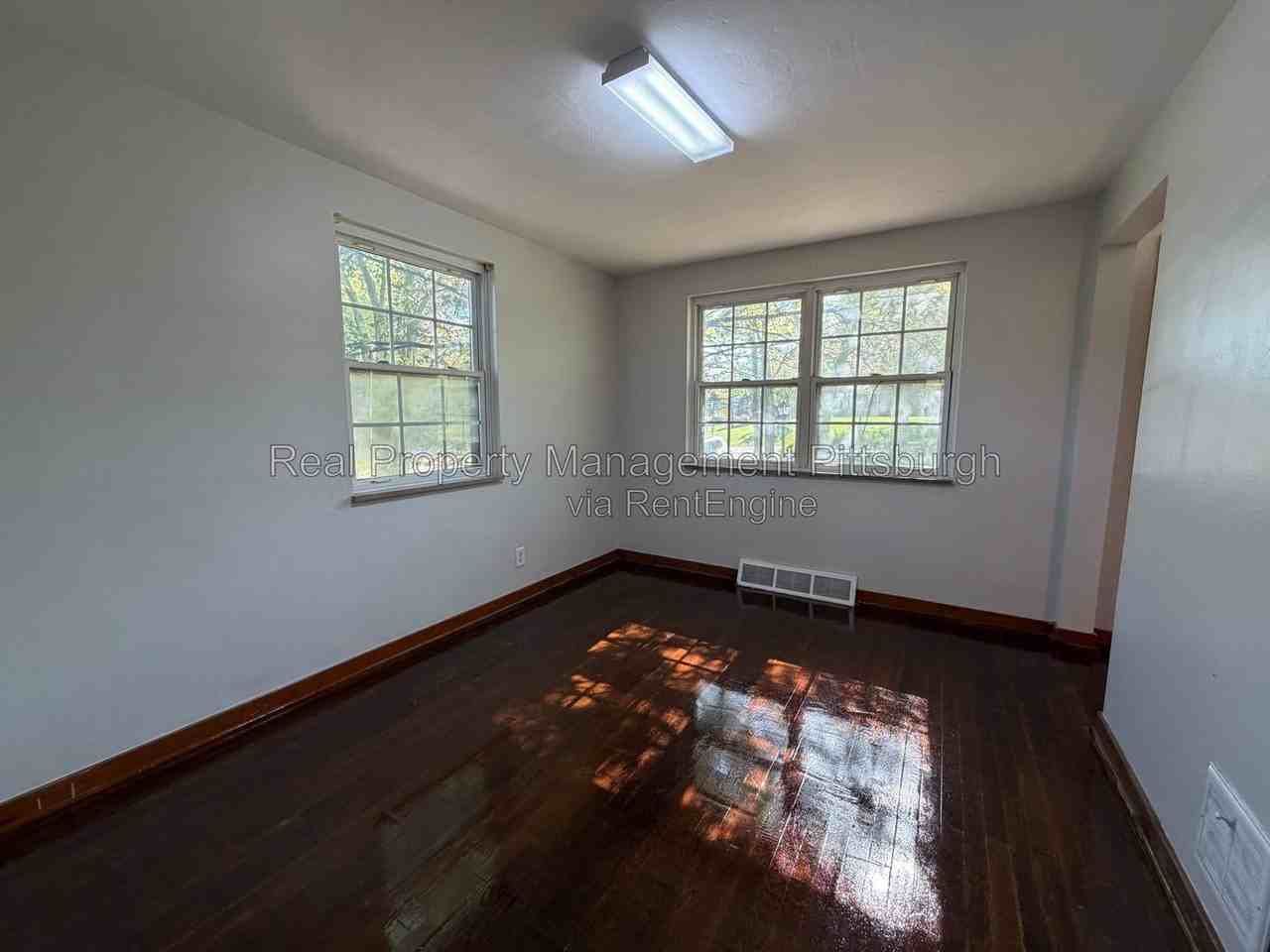 8163 Peebles Rd - Photo 6 of 16