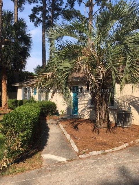 1771 Kings Way - Photo 2 of 42
