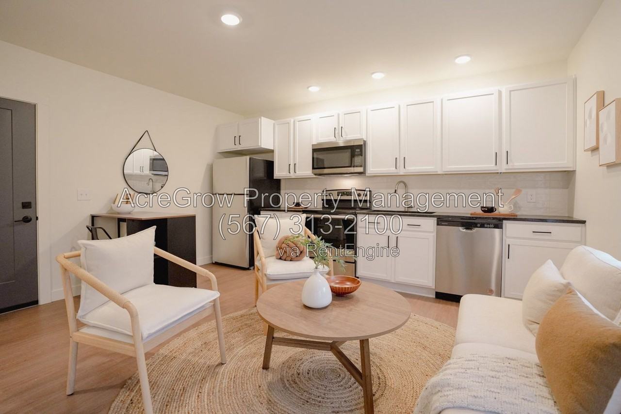 476 Taylor Ave #214 - Photo 3 of 8