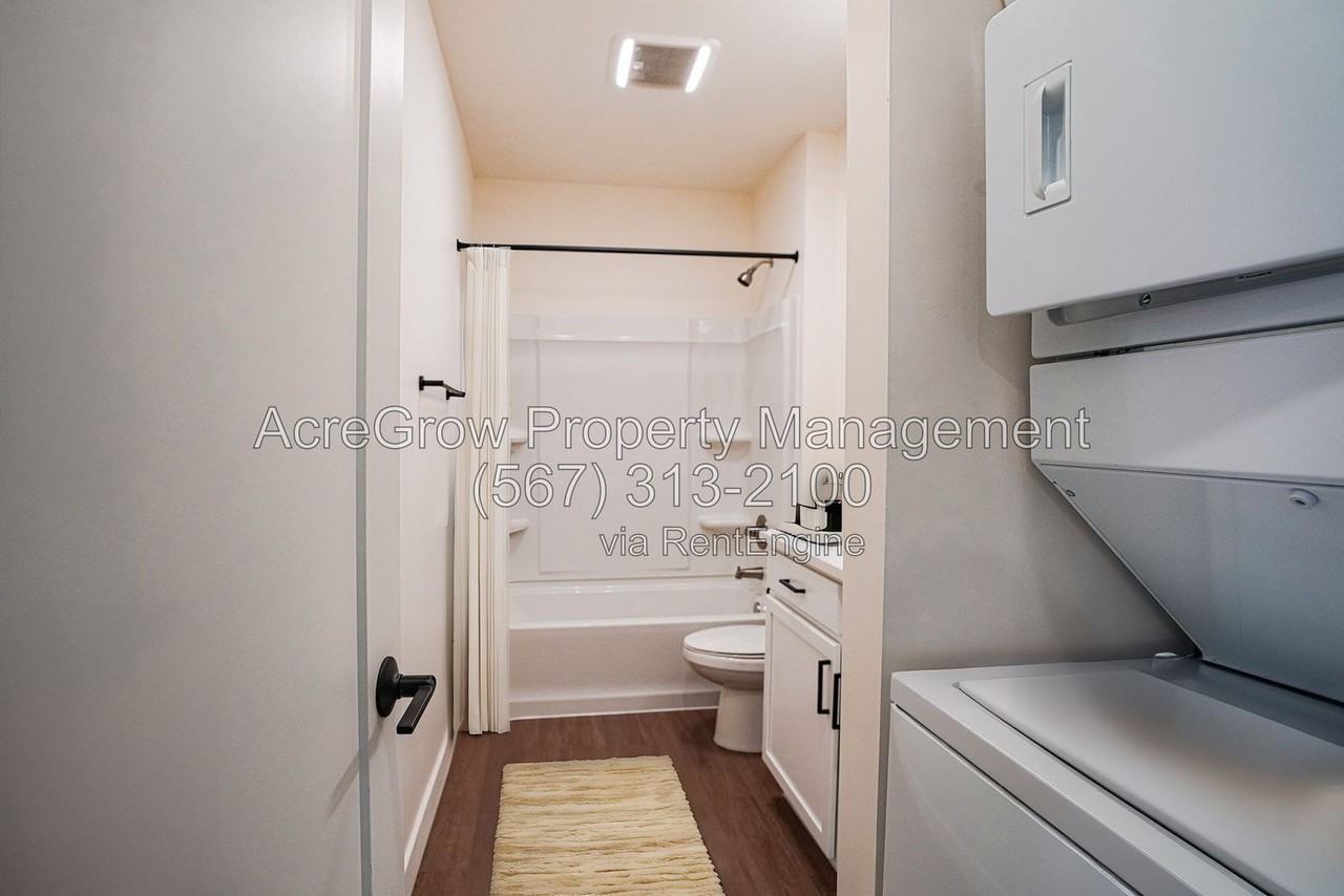 476 Taylor Ave #214 - Photo 6 of 8
