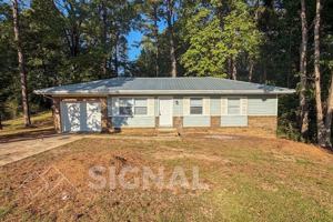 featured image of 123 Willow St