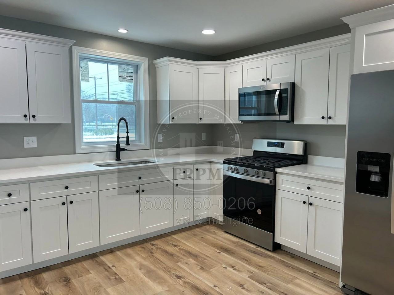 302 Lewis Lndg #302 - Photo 2 of 21