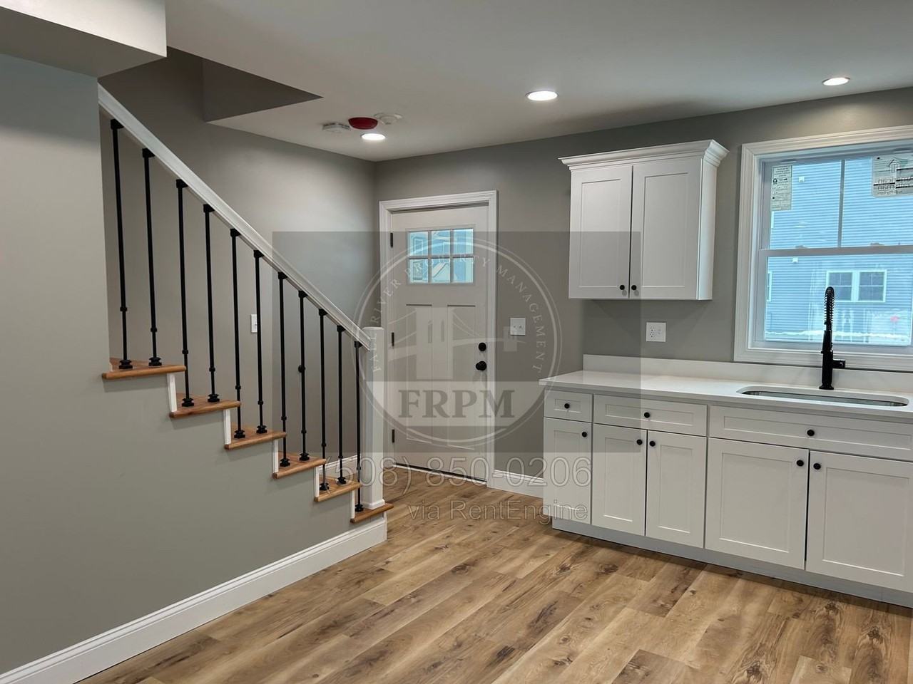 302 Lewis Lndg #302 - Photo 4 of 21