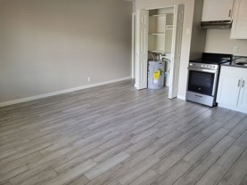 2497 N Park Ave #5 - Photo 1 of 1