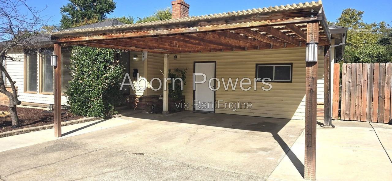 2541 Butano Dr - Photo 2 of 22