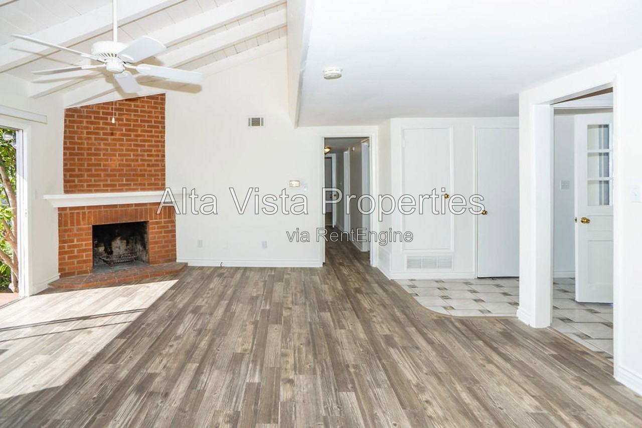 4931 September St - Photo 6 of 35