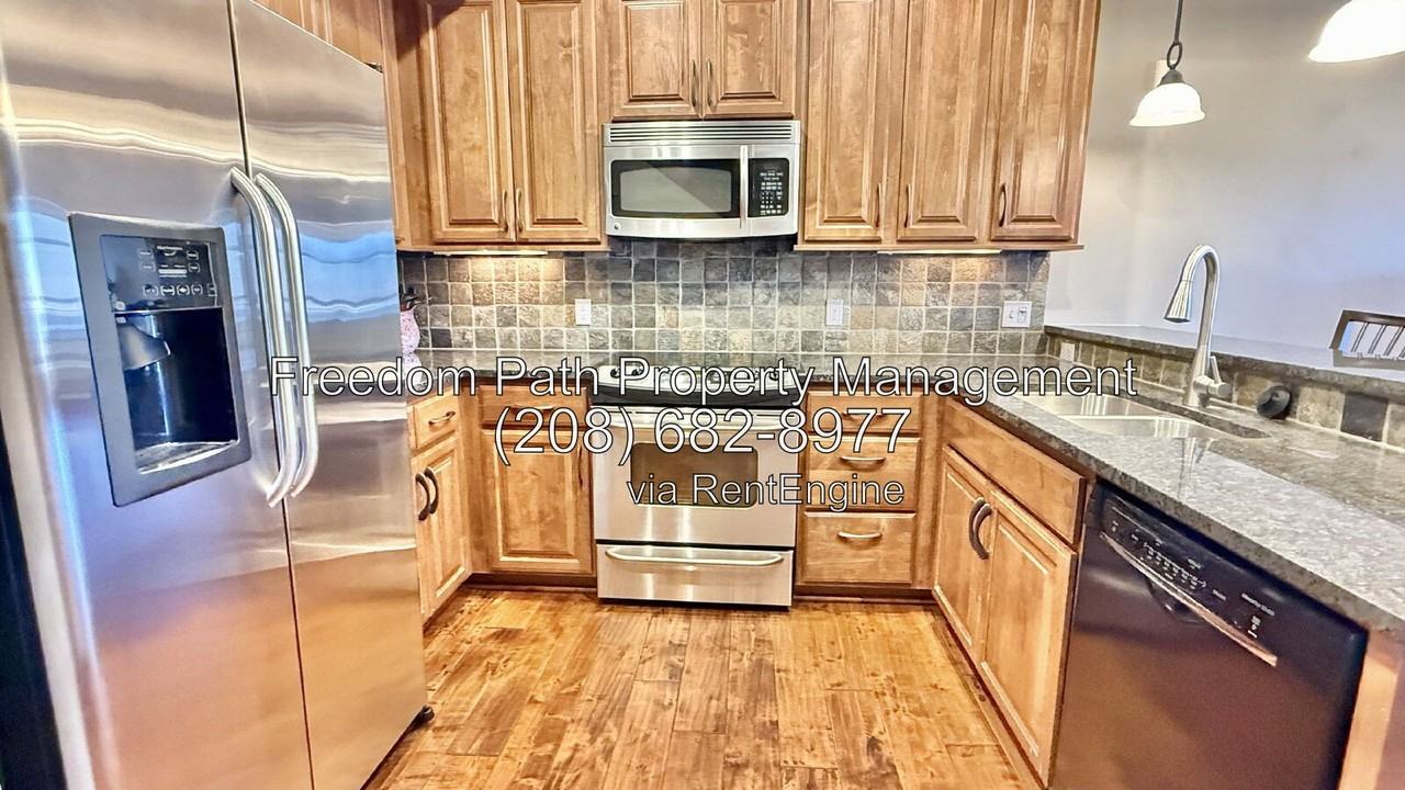 2151 N Main St #233 - Photo 3 of 21