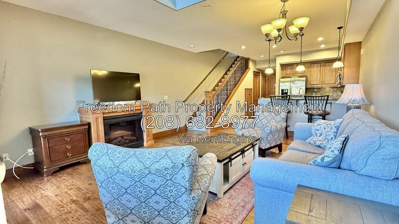2151 N Main St #233 - Photo 6 of 21