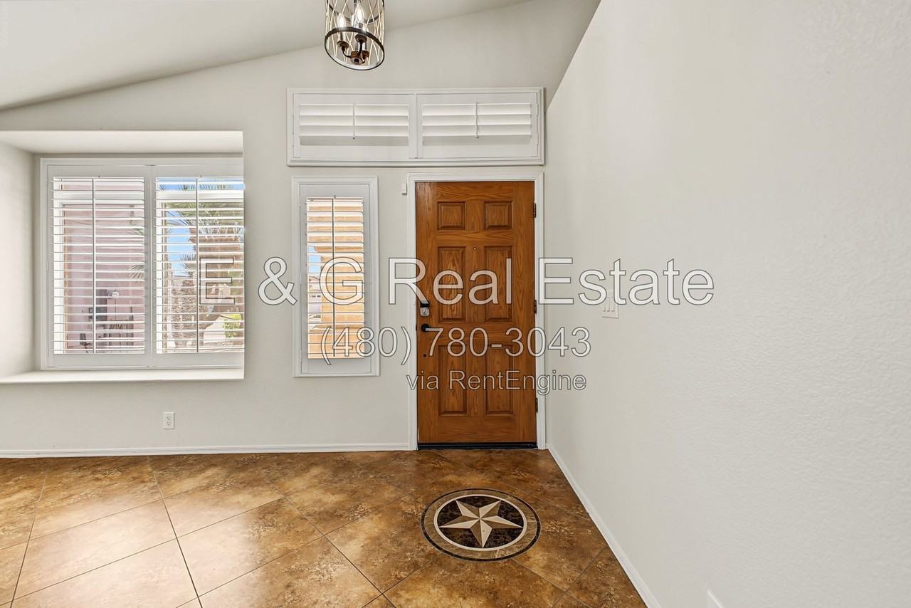 92 W Ivanhoe St - Photo 6 of 34