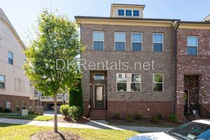 featured image of 319 Commons Ave