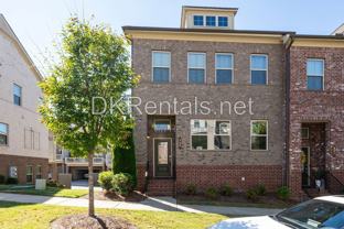 319 Commons Ave - Photo 1 of 1