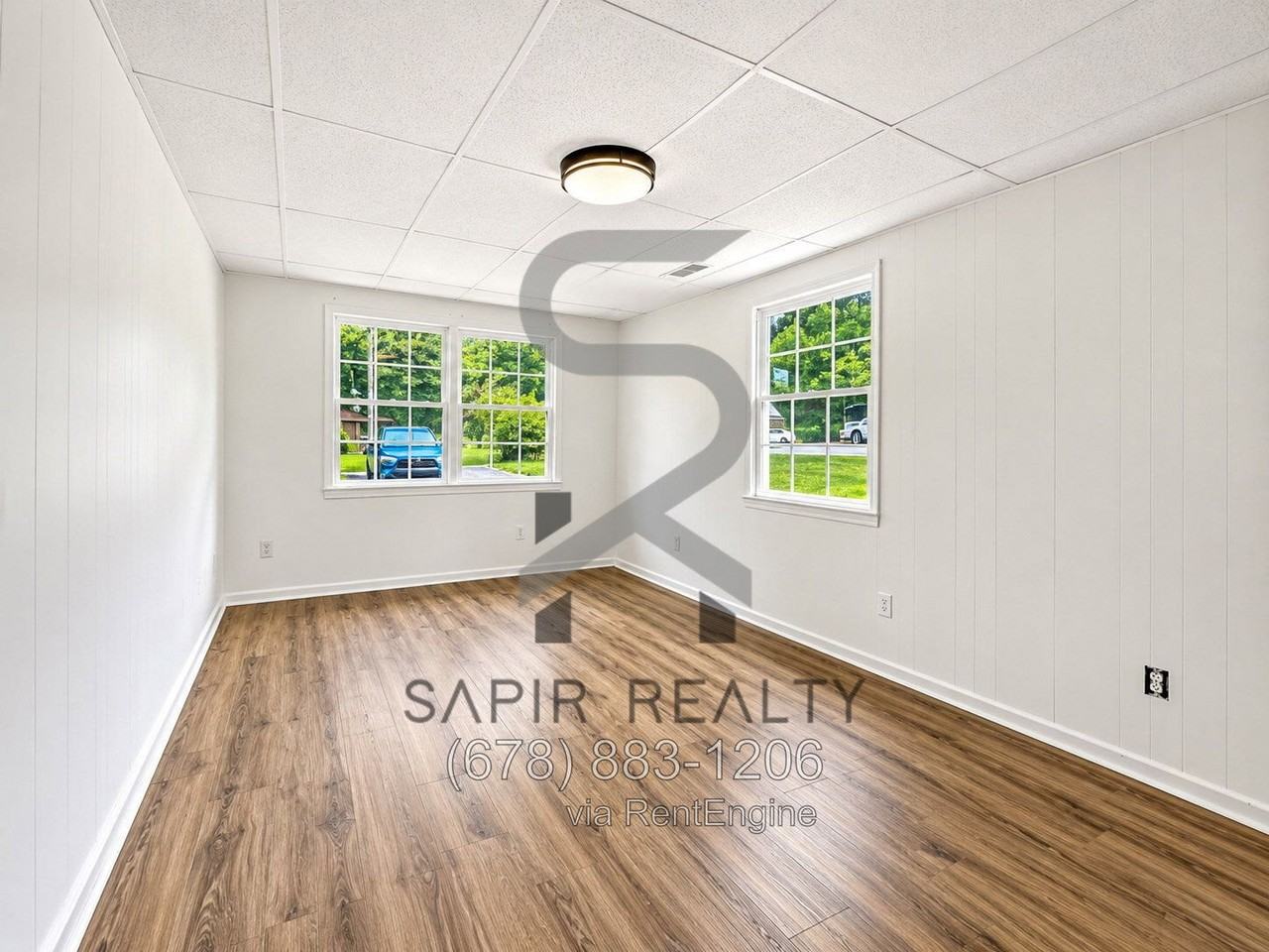 1350 Lori Ct - Photo 7 of 11