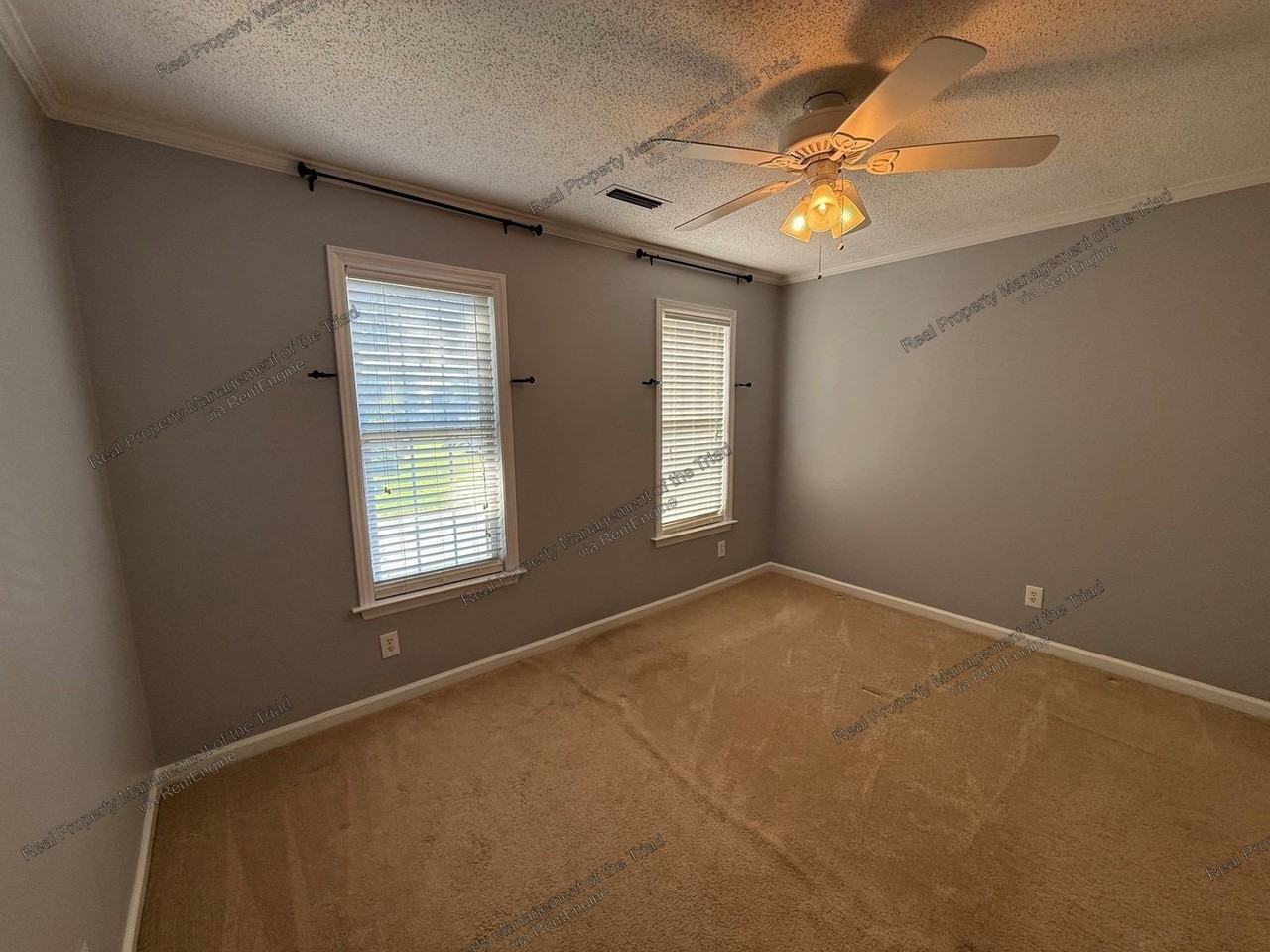 4231 Beacon Ridge Dr - Photo 7 of 19
