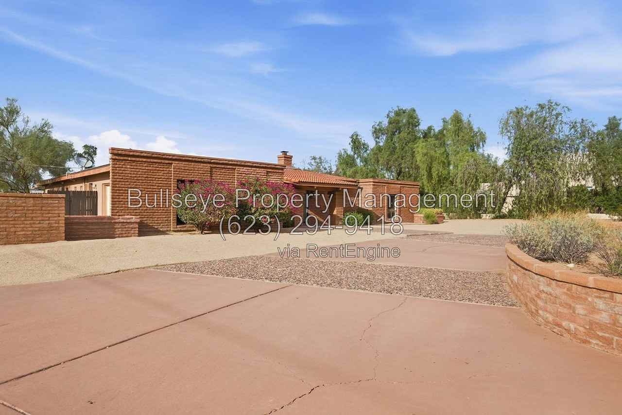 3802 E Mountain View Rd - Photo 2 of 34