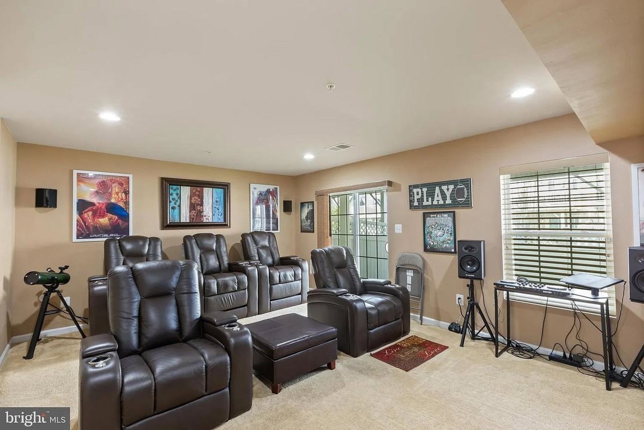 11362 Sandhurst Pl - Photo 4 of 26